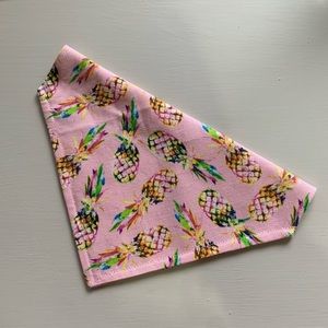 Chica & Co Pineapple Bandanna